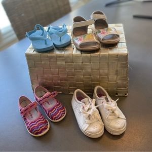 4 pairs of little baby girl shoes - 5- 51/2